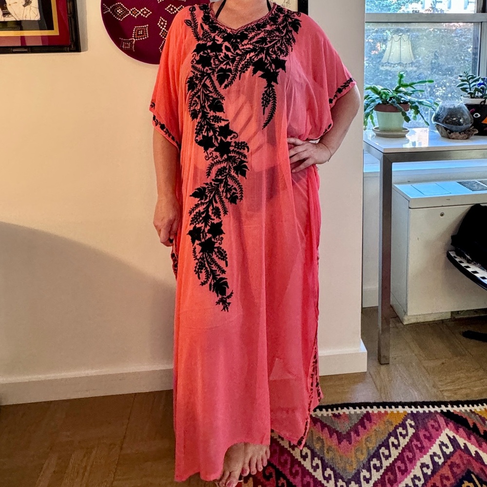 Embroidered kaftan/coverup